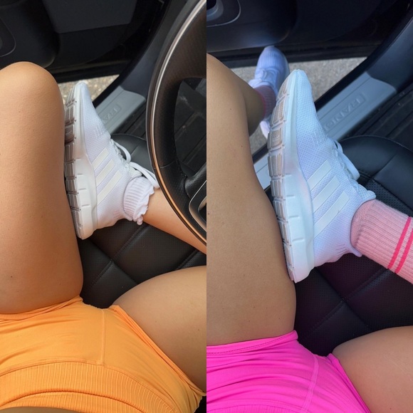 Adidas Swift Run X Triple White Sneakers sz 9 - Picture 2 of 10